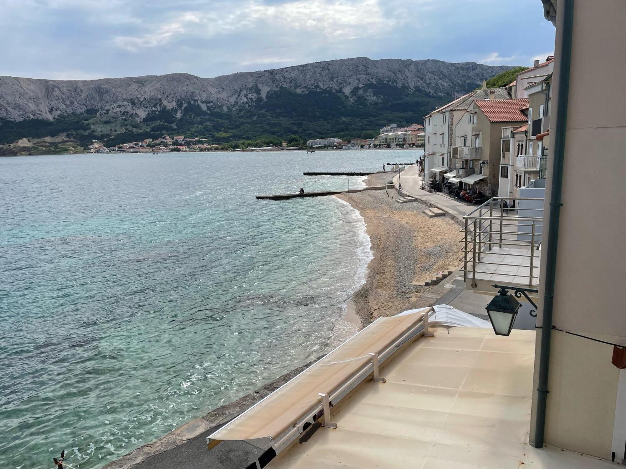 Vali Apartment Baska  Exterior photo